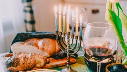 开云体育登入-迷你台球比赛：全民娱乐新潮流，小型台球